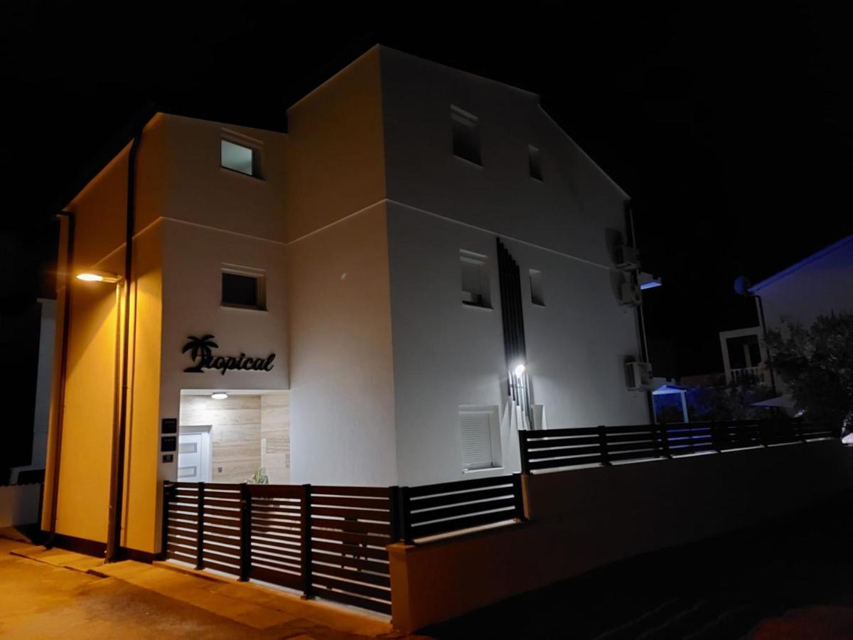 Apartmani Tropical Vodice Exterior foto