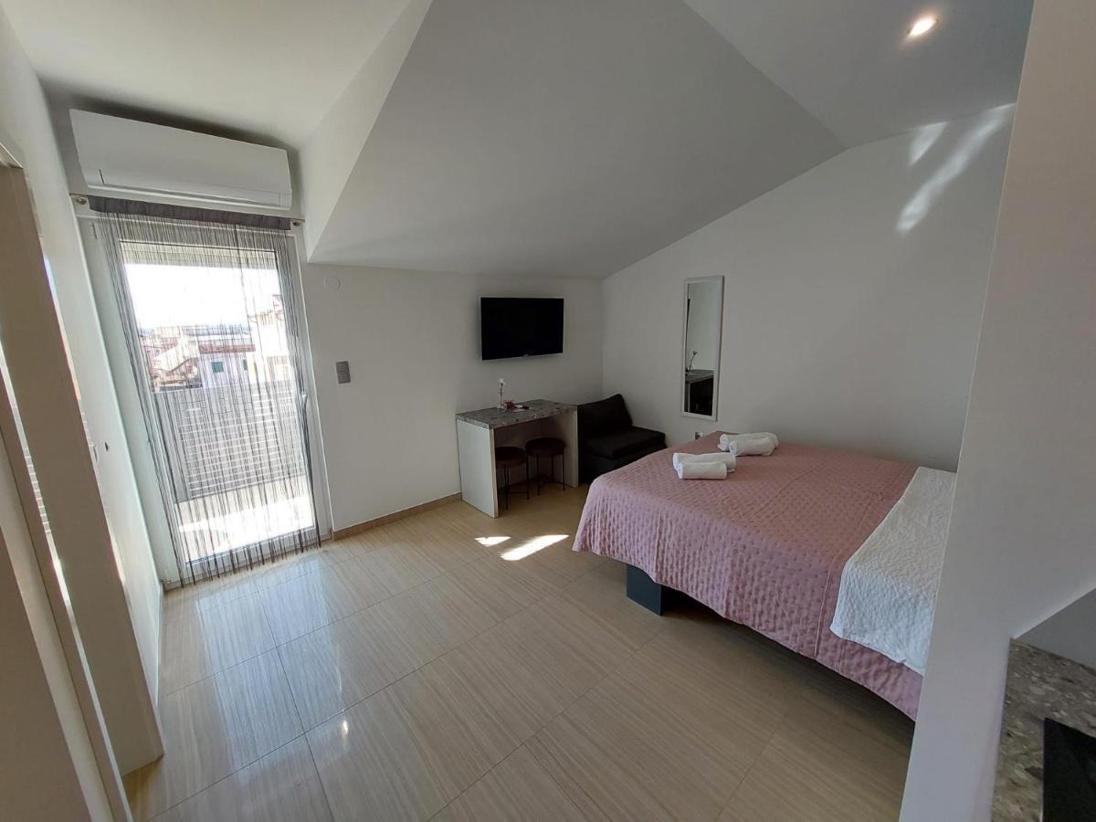 Apartmani Tropical Vodice Exterior foto